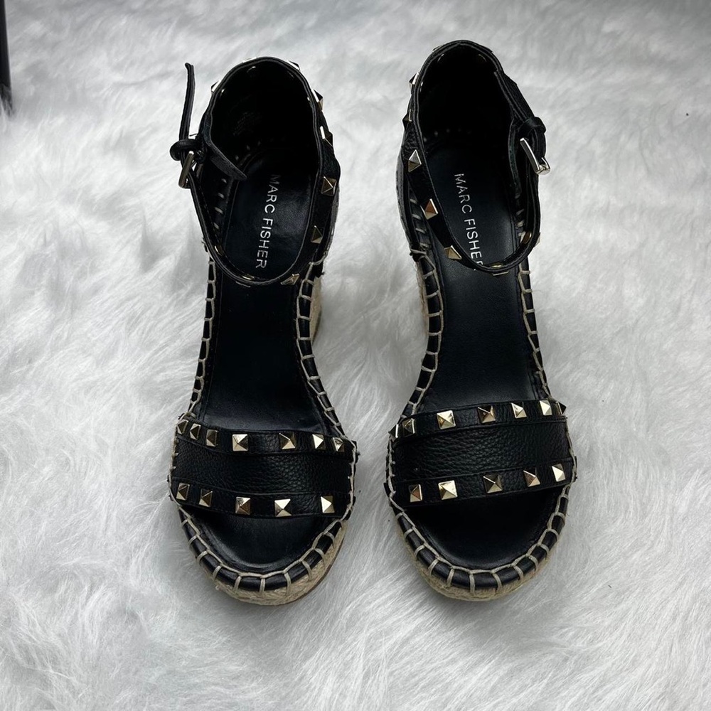 Marc Fisher Wedge